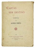 Lote 1564 - LIVRO “CARTAS SEM DESTINO” - Por Alfredo Pimenta. Editado por Parceria António Maria Pereira Livraria Editora, 1915. Com assinatura de posse. Dim: 20x14 cm. Livro de capa de brochura. Nota: sinais de manuseamento, picos de humidade, capa com d