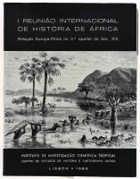 Lote 1792 - LIVRO "I REUNIÃO INTERNACIONAL DE HISTÓRIA DE ÁFRICA - RELAÇÃO EUROPA-ÁFRICA NO 3º QUARTEL DO SÉC. XIX" - Editora: Instituto de Investigação Científica Tropical, Centro de Estudos de História e Cartografia Antiga, 1988. Dim: 25x19 cm. Livro de