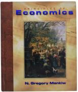 Lote 1989 - LIVRO "PRINCIPLES OF ECONOMICS" - Por N.Gregory Mankiw. Livro idêntico à venda por € 117,97 ($128.14) conversão do dia. Editora: The Dryden Press, 1997. Dim: 26x22,5 cm. Livro de capa dura. Nota: sinais de manuseamento conforme fotos. Consultar: https://www.abebooks.com/Principles-Economics-N-Gregory-Mankiw-Dryden/11787182518/bd