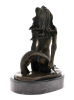 Lote 5014 - MILO - MIGUEL FERNANDO LOPEZ (N.1955) - Escultura em bronze assente em base de mármore, motivo "Sereia". Dim: 28 cm (com base). Obras deste escultor atingem valores de venda de € 1.500. Nota: Milo nasceu em Lisboa em 1955 tendo granjeado com a - 3