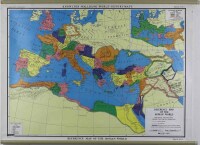 Lote 9 - MAPA "REFERENCE MAP OF THE ROMAN WORLD, KNOWLTON WALLBANK WORLD HISTORY, Nº K.W 5" - Mapa em papel dos anos 50/60, escala: 47 km. Dim: 94 x 127 cm. Nota: Sinais de uso, com sistema de suspensão e de enrolamento, em português.