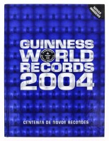 Lote 50 - LIVRO “GUINNESS WORLD RECORDS 2004” - Editora: Guinness World Records, Dom Quixote 2003. Dim: 30,5x23,5 cm. Encadernação cartonada do editor. Nota: sinais de manuseamento