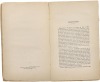 Lote 155 - LIVRO "MÉMOIRES DE SIR GEORGE BUCHANAN ANCIEN AMBASSADOR D'ANGLETERRE EN RUSSIE (1910-1917)" - Paris, Payot, 1925. Dim: 23x14 cm. Encadernação de capa de brochura. Nota: capa e lombada cansadas - 2