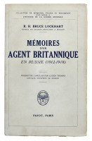 Lote 262 - LIVRO "MÉMOIRES D'UN AGENT BRITANNIQUE EN RUSSIE (1912-1918)", R.H.Bruce Lockhart, Paris, Payot, 1933. Dim: 23x14,5 cm. Encadernação de capa de brochura. Nota: capa e lombada cansadas