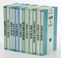 Lote 478 - CONJUNTO DICIONÁRIOS - Círculo de Leitores. Composto por 12 volumes de diversos autores e temas como: Dicionário de Filosofia, Dicionário de Informatica, Dicionário de Gestão, Dicionário de Ciência entre outros. Dim: 24,5x15,5 cm. Encadernação 