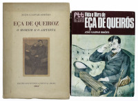 Lote 786 - CONJUNTO DE LIVROS - Composto por 2 exemplares de João Gaspar Simões sendo: "Vida e Obra de Eça de Queirós" - Editora: Livraria Bertrand, 1973 e "Eça de Queiroz O Homem e o Artista" - Editora: Edições Dois Mundos, Portugal Brasil, 1945. Dim: 21