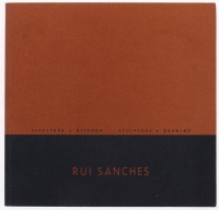 Lote 847 - LIVRO "RUI SANCHES ESCULTURA+DESENHO" - Por Maria Filomena Molder; Maria Nobre Franco. Editora: Lisboa, Pavilhão Branco; Museu da Cidade, 2000. Dim: 22x23 cm. Encadernação de capa de brochura. Nota: sinais de manuseamento