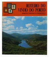 Lote 912 - LIVRO "ROTEIRO DO VINHO DO PORTO RIQUEZA VINÍCOLA E PANORÂMICA" - Texto: Rogério Reis, Porto, Editorial Escudo de oro, 1986. Dim: 24x20,5 cm. Encadernação de capa de brochura. Nota: sinais de manuseamento