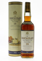 Lote 2001 - WHISKY THE MACALLAN 18 YEARS - Garrafa de Whisky, Single Highland Malt, (700ml - 43%vol). Nota: garrafa idêntica à venda por € 2.062,71 (£ 1.750) conversão ao dia. Em embalagem de cartão original. Consultar valor indicado em https://www.thewh