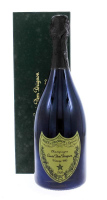 Lote 2002 - DOM PÉRIGNON VINTAGE 1993 - Garrafa de Champanhe, Moët et Chandon Epernay, França (750ml - 12,5%vol). Nota: garrafa idêntica à venda por € 306,19 (HK$ 2.600) conversão ao dia. Em caixa de cartão original. Consultar valor indicativo em http://w