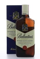 Lote 2260 - BALLANTINES WHISKY - Garrafa de Scotch Whisky, Ballantines, Finest, Blended Scotch, George Ballantines and Son, Escócia (700 ml - 40% vol.). Nota: em caixa original de cartão