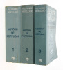 Lote 3423 - LIVROS "HISTÓRIA DE PORTUGAL" - 3 vols. Por Alexandre Herculano. Editora: Lisboa, Livraria Bertrand, 1980. Encadernação de capa de brochura. Dim: 20x15 cm. Notas: críticas de José Mattoso, sinais de manuseamento