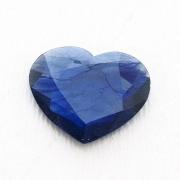 Lote 4412 - SAFIRA, 5.70 CT - Safira azul noturno, de elevadíssima qualidade em joalharia, em talhe coração, com o peso de 5.70 ct. Sem certificado