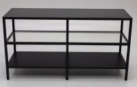 Lote 1 - MESA DE APOIO IKEA PARA TV - Modelo "Vittsjö", com estrutura em metal lacado a negro, prateleira e tampo em chapa de melamina e prateleira do meio em vidro temperado. Dim.: 53x100x36 cm