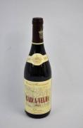 Lote 1922 - Garrafa de vinho tinto BARCA VELHA 1995, O Barca Velha é o símbolo inquestionável da qualidade mais alta dos vinhos do Douro. Clássico, intenso, complexo e elegante – são os adjectivos que descrevem o que foi desde a sua criação em 1952 o vinho português mais célebre. O Barca Velha é a base sobre a qual a reputação de Casa Ferreirinha cresceu, sendo a marca de qualidade com a tradição mais alta do Douro . O Barca Velha é declarado só em anos realmente excepcionais, sendo prova disso 