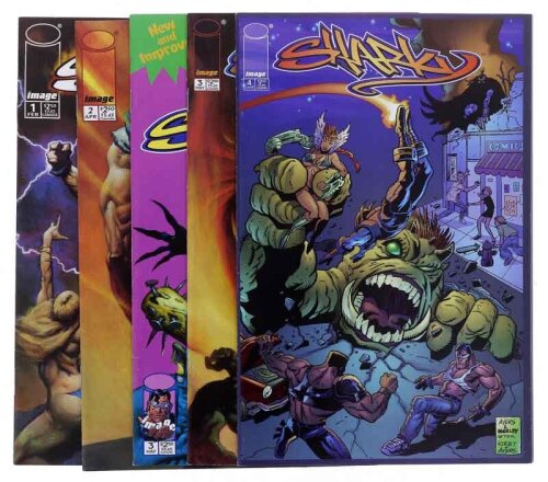 Lote 135 - REVISTAS DE BANDA DESENHADA "SHARKY" - 5 vols. Por Dave Elliot e Alex Horley. N.º 1, 2, 3 (2x), 4. Edição Image comics, 1998. Conjunto com valor estimado de € 80. Dim: 26x17 cm. Encadernações brochadas. Nota: exemplares bem estimados. Consultar