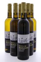 Lote 2149 - QUINTA DE BEIREDOS 2015 - Caxia de 6 Garrafas de Vinho Verde Branco, Castas: Avesso Arinto, Sub Região de Baião, (750ml - 12%vol). Nota: conjunto de garrafas com valor estimado de € 60. Consultar valor indicativo unitário em http://www.essenci