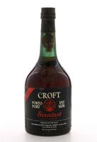 Lote 2262 - PORTO CROFT STANDARD - Garrafa de Vinho do Porto,Tinto Aloirado Doce, (750ml). Nota: garrafa idêntica á venda por € 50. Consultar valor indicativo em http://www.custojusto.pt/lisboa/vinho-gastronomia/porto-croft-muito-antigo-20038259