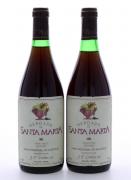 Lote 3189 - HERDADE DE SANTA MARTA 1992 - 2 garrafas de Vinho Tinto Regional Alentejano, Herdade de santa Marta 1992, das Castas Trincadeira, Periquita e Alfrocheiro, (750ml - 12%vol.). Nota: com estágio de 1 ano em Meias Pipas de Carvalho, como consta no seu contra rótulo, este vinho "é uma verdadeira jóia do Alem Guadiana"