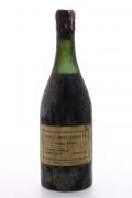 Lote 3495 - CARVALHO RIBEIRO E FERREIRA 1945 - Garrafa de Vinho Tinto, Garrafeira Particular 1945, Decantado em 1964, (750 ml aprox - 12%vol.). Nota: garrafa idêntica de 1949 à venda por € 343,44 ( £299.77). Apresenta perda adequada à idade e lacre danificado. Consultar valor indicativo em https://www.vintagewinegifts.co.uk/acatalog/1949-Garrafeira-Particular-1949-Carvalho-Ribeiro---Ferreira-16613_.html#SID=140