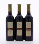 Lote 3681 - RIMOR 2002 - 3 garrafas de Vinho Tinto Regional Estremadura Rimor 2002 das Castas Castelão, Tinta-Miúda e Camarate, Caves Dom Teodósio, Rio Maior, (750ml - 12,5%vol.)