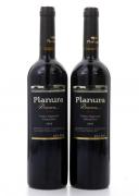 Lote 3733 - PLANURA RESERVA 2002 - 2 Garrafas de Vinho Tinto, Vinho Regional Alentejano, Castas Alicante Bouschet, Cabernet Sauvignon, Aragonês e Trincadeira, (750ml - 14%vol)