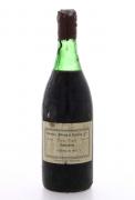 Lote 3824 - CARVALHO RIBEIRO & FEREREIRA 1970 - Garrafa de Vinho Tinto, Garrafeira 1970, (750ml - 12%vol.). Nota: garrafa idêntica à venda por € 40,15 (USD 50). Lacre algo danificado. Consultar valor indicativo em https://www.wallywine.com/1970-garrafeira-vinho-tinto-carvalho-ribeiro-750ml.html