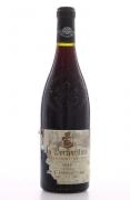 Lote 3881 - LA BERNARDINE CHÂTEAUNEUF-DU-PAPE M. CHAPOUTIER 1999 - Garrafa de Vinho Tinto, Produit de France, (750ml - 13,5%vol). Nota: garrafa idêntica à venda por € 55 ($ 59,99) conversão ao dia. Rótulos danificados. Consultar https://www.continentalwineandliquor.com/wines/M.-Chapoutier-Chateauneuf-du-Pape-La-Bernardine-1999-w718463517