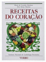 Lote 133 - RECEITAS DO CORAÇÃO, LIVRO - Por Maria de Lourdes Modesto e Alva Seixas Martins. Editora: Editorial Verbo, Lisboa, 1992. Dim: 21,15 cm. Encadernação de capa de brochura. Nota: sinais de manuseamento e armazenamento