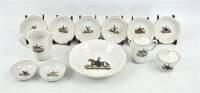 Lote 178 - Lote de 12 peças de porcelana italiana «di Laveno», bordo recortado com filete dourado, decorado com cavalos, composto por prato de servir com 6x25 cm, 6 taças com 3x14 cm, par de taças com 4x11 cm, açucareiro com 12x10 cm, leiteira com 13 cm e