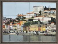 Lote 329 - Painel de Azulejos ricamente emoldurado, com impressão de desenho (alta qualidade), ilustrando "Vista do Porto". Dimensões 30x40 cm (moldura com 35x45 cm). Valor estimado 400 euros