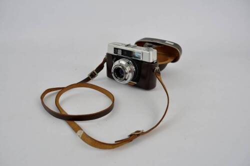 Lote 120 - Maquina Fotográfica de colecção VOIGTLANDER PRONTOR 500LK. (não testada). Valor estimado em leilão 400 euros. Para coleccionador