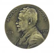 Lote 8 - MEDALHA EM BRONZE - Comemorativa do Centenário do Nascimento de Afonso Costa. Ano 1871-1971. Dim: 70 mm