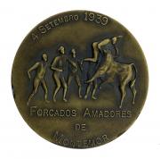 Lote 105 - MEDALHA EM BRONZE - Comemorativa dos Forcados Amadores de Monte Mor. Ano 1979. Dim: 68 mm