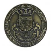 Lote 127 - MEDALHA EM COBRE - Comemorativa do Cinquentenário da Fundação do UIGE - Carmona. 1917-1967. Curiosa. Assinado. Dim: 70 mm