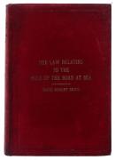 Lote 2101 - THE LAW RELATING TO THE RULE OF THE ROAD AT SEA WITH, LIVRO - Por David Wright Smith. Exemplar idêntico encontra-se à venda por € 85 (£ 75), conversão do dia. Editora: James Brown & Son, Nautical Press, Glasgow, 1910. Dim: 21x15 cm. Encadernação cartonada com ferros a ouro. Nota: sinais de manuseamento, manchas e desgastes