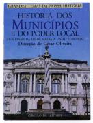 Lote 2102 - GRANDES TEMAS DA NOSSA HISTÓRIA - HISTÓRIA DOS MUNICÍPIOS E DO PODER LOCAL, LIVRO - Direção de César Oliveira. Editora: Círculo de Leitores, 1996. Dim: 27x20,5 cm. Encadernação cartonada com sobrecapa. Nota: sinais de manuseamento