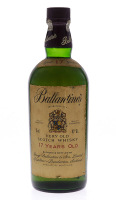 Lote 3032 - WHISKY BALLANTINE'S 17 ANOS - Garrafa de Whisky, very Old Scotch Whisky, 17 Years Old, George Ballantine & Son, Escócia, (750ml - 43%vol.). Nota: garrafa dos anos 1970s. Garrafa idêntica à venda por € 409,69. Consultar valor indicativo em http