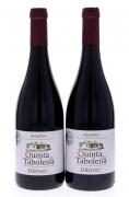 Lote 3189 - QUINTA DA TABOLEIRA RESERVA 2011 - 2 garrafas de Vinho Tinto DOC Dão, Quinta da Taboleira Reserva 2011, Moreira-Santar, (750ml - 13,5%vol.). Nota: Este vinho foi elaborado em lagares com “pisa a pé” a partir das Castas Touriga Nacional e Alfrocheiro. Foi galardoado com uma Medalha de Prata em 2011 no L Concurso os Melhores Vinhos do Dão no Produtor da Comissão Vitivinícola Regional do Dão