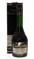 Lote 3234 - AGUARDENTE RESERVA CASALEIRO - Garrafa de Aguardente Reserva V.S.O.P., Casaleiro, Caves Dom Teodósio, Rio Maior, (750ml - 38%vol.). Nota: rótulo danificado. Em caixa de cartão original