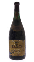 Lote 3330 - DÃO CAVES VELHAS RESERVA 1968 - Garrafa Magnum de Vinho Tinto, Dão Região Demarcada, Reserva 1968, Caves Velhas, (1500ml). Nota: garrafa idêntica à venda por € 49,50. Rótulo algo danificado. Consultar valor indicativo em https://www.garrafeira