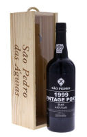 Lote 3345 - PORTO SÃO PEDRO DAS ÁGUIAS VINTAGE 1999 - Garrafa de Vinho do Porto, Vintage 1999, Rozés, S.A., Cambres, Lamego, (750ml - 20%vol.). Nota: garrafa idêntica à venda por € 33,85. Em caixa de madeira original. Consultar valor indicativo em https:/