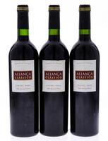 Lote 3367 - ALIANÇA CLÁSSICO 2004 -.3 garrafas de Vinho Tinto Regional Beiras, Aliança Clássico 2004, das Castas Tinta Roriz e Touriga Nacional, Caves Aliança, Sangalhos, (750ml - 13%vol.)