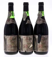 Lote 3368 - DÃO S. VICENTE 1980 - 3 Garrafas de Vinho Tinto, Dão Região Demarcada, S. Vicente 1980, Caves Borlido, Sangalhos, (750ml). Nota: rótulos danificados