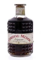 Lote 3473 - LICOR CORDIAL-MÉDOC - Garrafa de Licor Francês, Cordial-Médoc, Liqueur Qui Réjouit Le Coeur, G.A. Jourde, Bordeaux, França, (700ml - 40%vol)