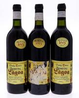 Lote 3545 - LAGOA RESERVA 1993 - 3 Garrafas de Vinho Tinto, Reserva 1993, Adega Cooperativa de Lagoa, (750ml - 13%vol.). Nota: rótulo de uma garrafa algo danificado