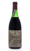 Lote 3585 - DÃO CONDE DE SANTAR 1978 - Garrafa de Vinho Tinto, Dão Região Demarcada, Conde de Santar, 1978, Carvalho Ribeiro & Ferreira, (750ml - 12%vol.). Nota: garrafa idêntica à venda por € 59. Rótulo algo danificado. Consultar valor indicativo em http