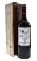 Lote 3592 - TAPADA GRANDE MAGNUM 1999 - Garrafa magno de Vinho Tinto, Vinho Regional Alentejano, 1999, João António Barroso, Estremoz, (1500ml - 13%vol.). Nota: em caixa de madeira original