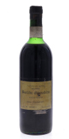 Lote 3880 - BORLIDO GARRAFEIRA 1975 - Garrafa de Vinho Tinto Velho, Colheita de 1975, Caves Borlido, (750ml - 12%vol.). Nota: rótulo fixo por pelicula