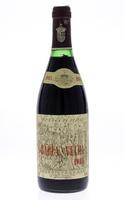 Lote 3996 - BARCA VELHA 1985 - Garrafa de Vinho Tinto, Barca-Velha, Colheita 1985, A.A. Ferreira, Vila Nova Gaia, (750ml - 12%vol.). Nota: garrafa idêntica à venda por € 439. Contra rótulo ligeiramente danificado. Consultar valor indicativo https://www.ga